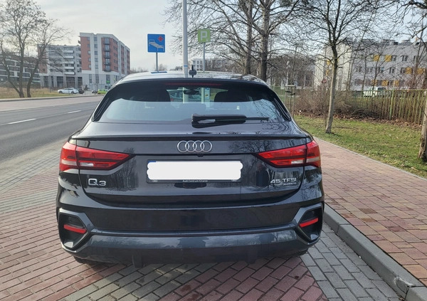 Audi Q3 cena 155150 przebieg: 70000, rok produkcji 2020 z Katowice małe 211